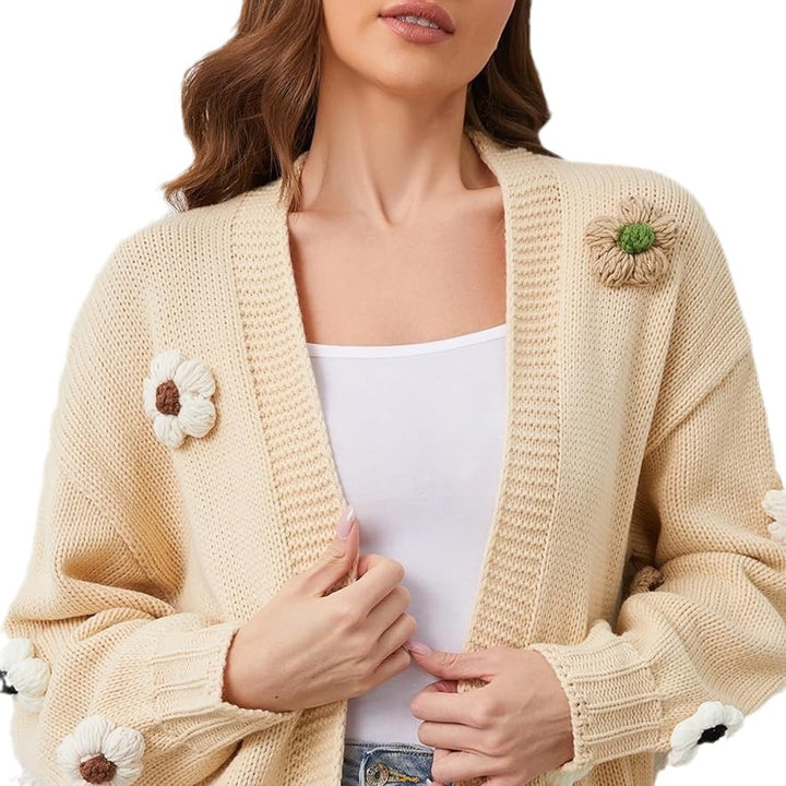 Damen Strickjacke mit Blumenapplikationen Drune