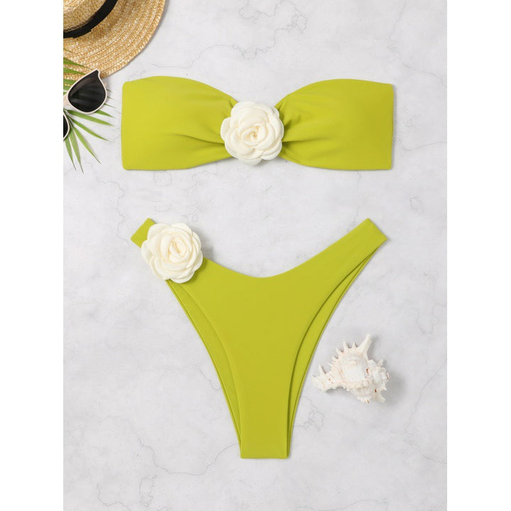 Damen Bandeau Bikini mit blumigen Akzenten und hohem Beinausschnitt Drune