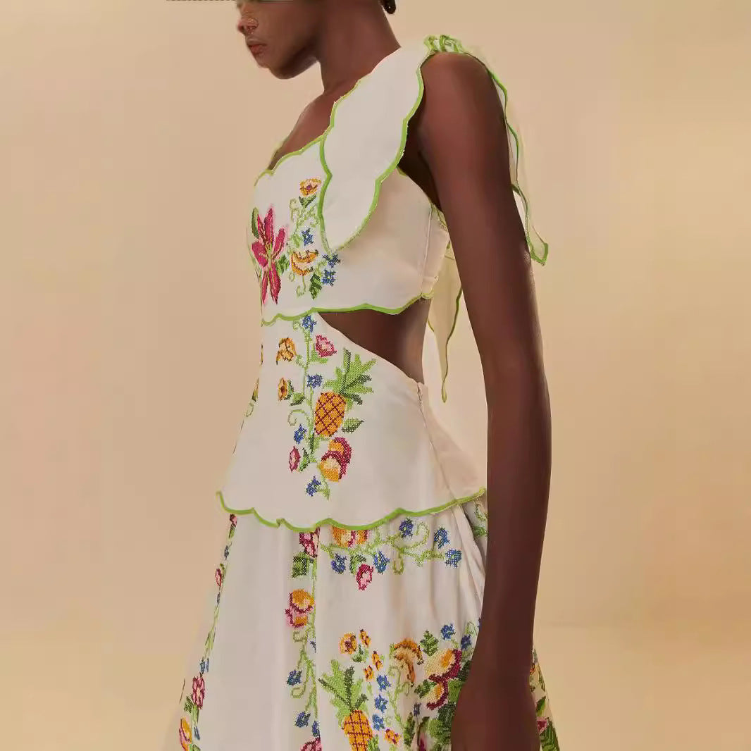 Damen Sommerkleid mit aufwendiger floralem Stickdesign Drune