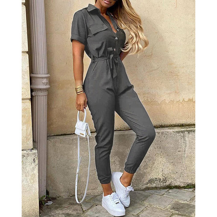 Damen eleganter Utility-Jumpsuit mit Knopfleiste und taillierbarem Bindegürtel Drune