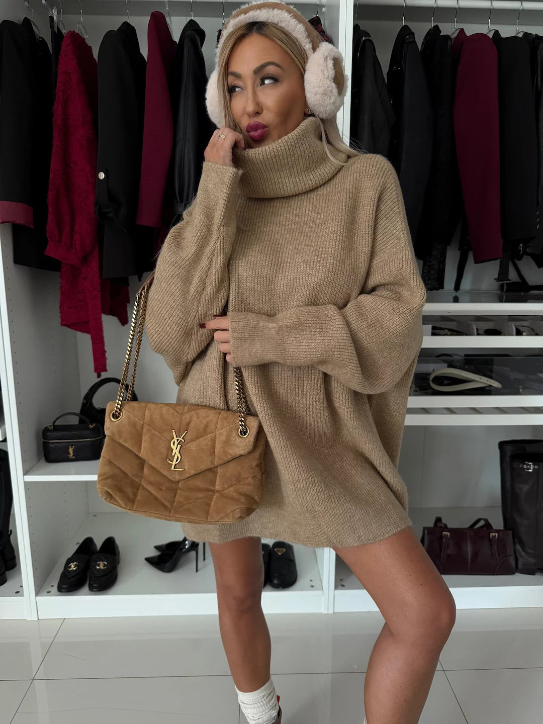 Damen Großer Rollkragenpullover aus weichem Strick Drune