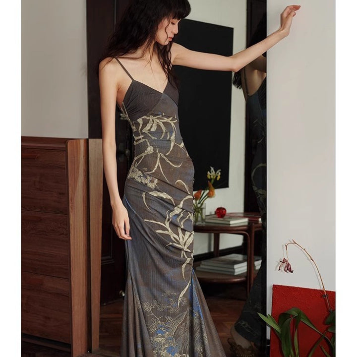 Damen Satin Maxikleid mit feinen Spaghetti-Trägern und elegantem Schnitt Drune