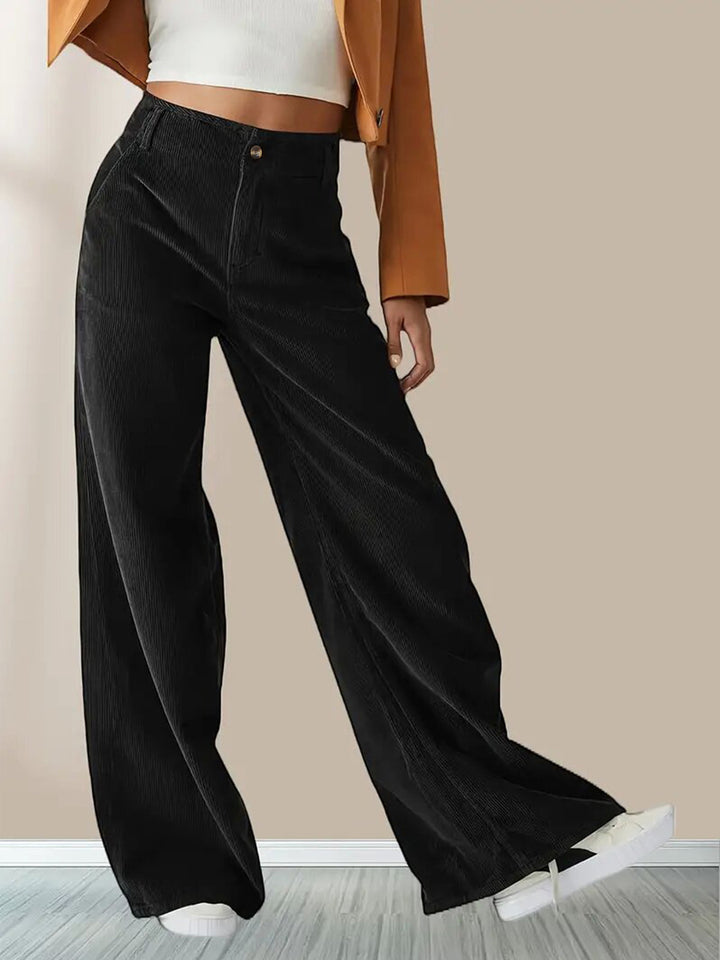 Damenweite Cordhose mit eleganter Bundfalten-Optik Drune