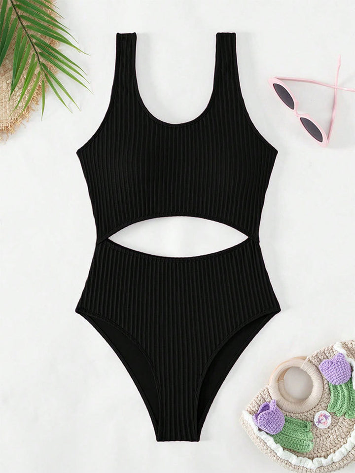 Damen Einteiler Badeanzug mit modernem Cut-Out und strukturiertem Design Drune