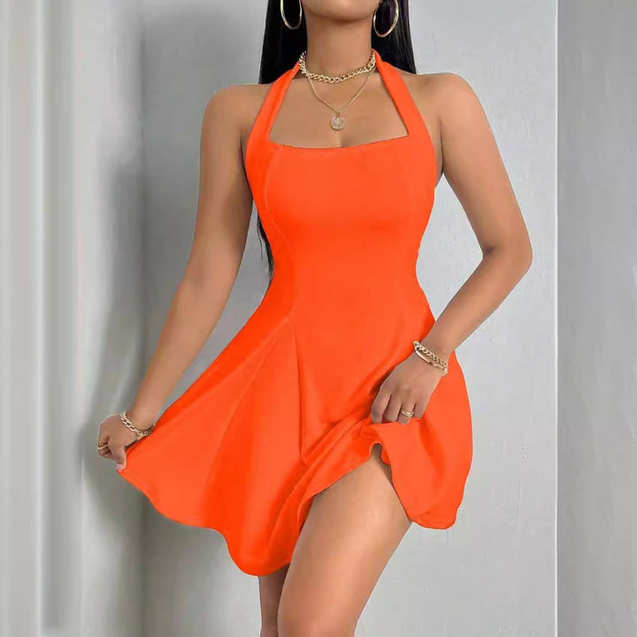 Damen Sommerliches Neckholder Kleid mit fließendem Saum Drune