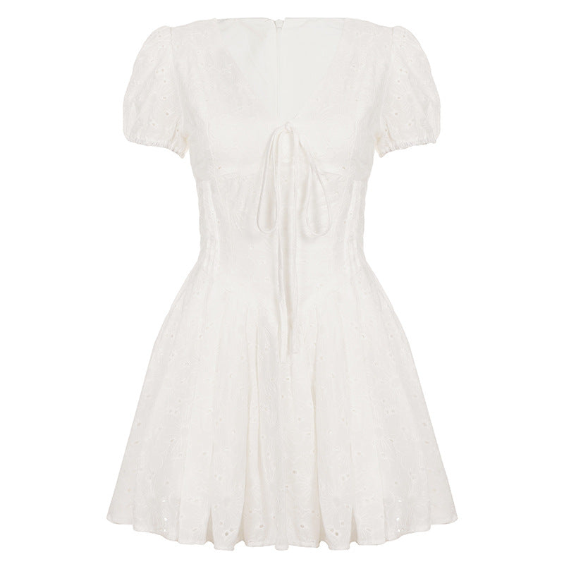 Damen Kurzärmeliges Sommerkleid mit raffinierten Rüschendetails und Bindeband Drune