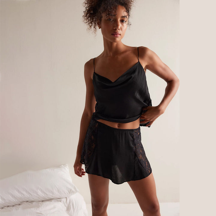 Damen Satin-Nachtkleid mit Spitzenakzenten Drune
