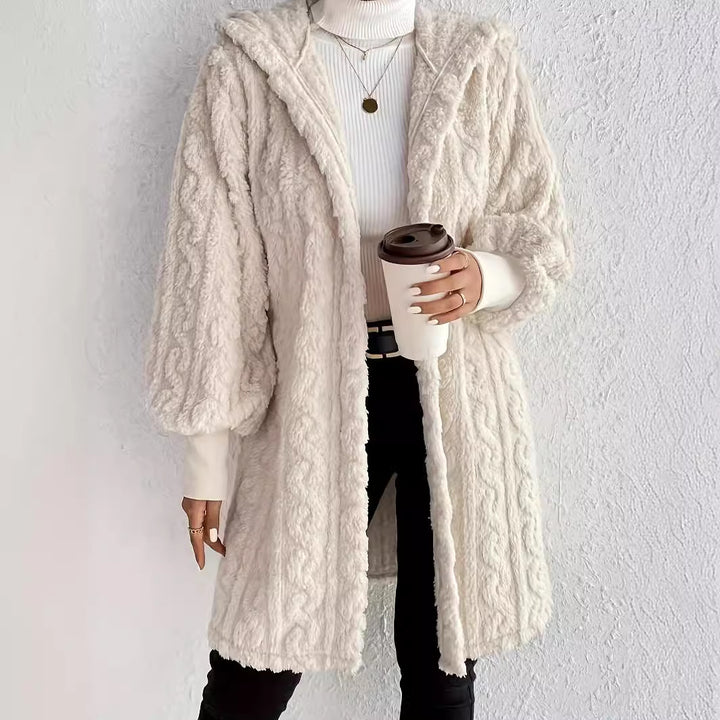 Damen Kuscheljacke mit elegantem Schnitt und weichem Plüschmaterial Drune