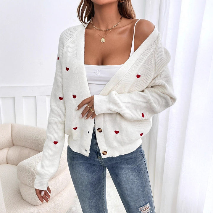 Damen Strickjacke mit Herzapplikationen und Knopfverschluss Drune