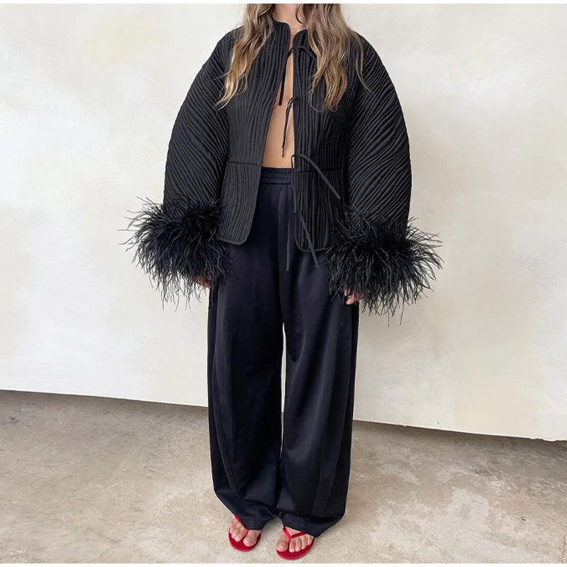 Damen trendige Steppjacke mit voluminösen Federn Drune