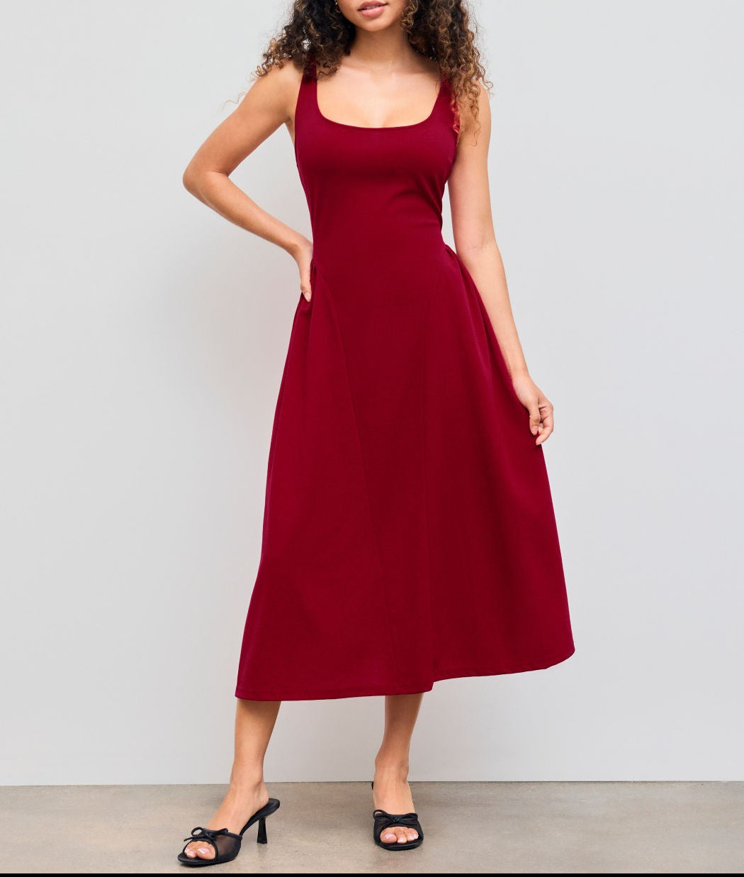 Damen Maxikleid mit schulterfreiem Design und figurfreundlichem Schnitt Drune