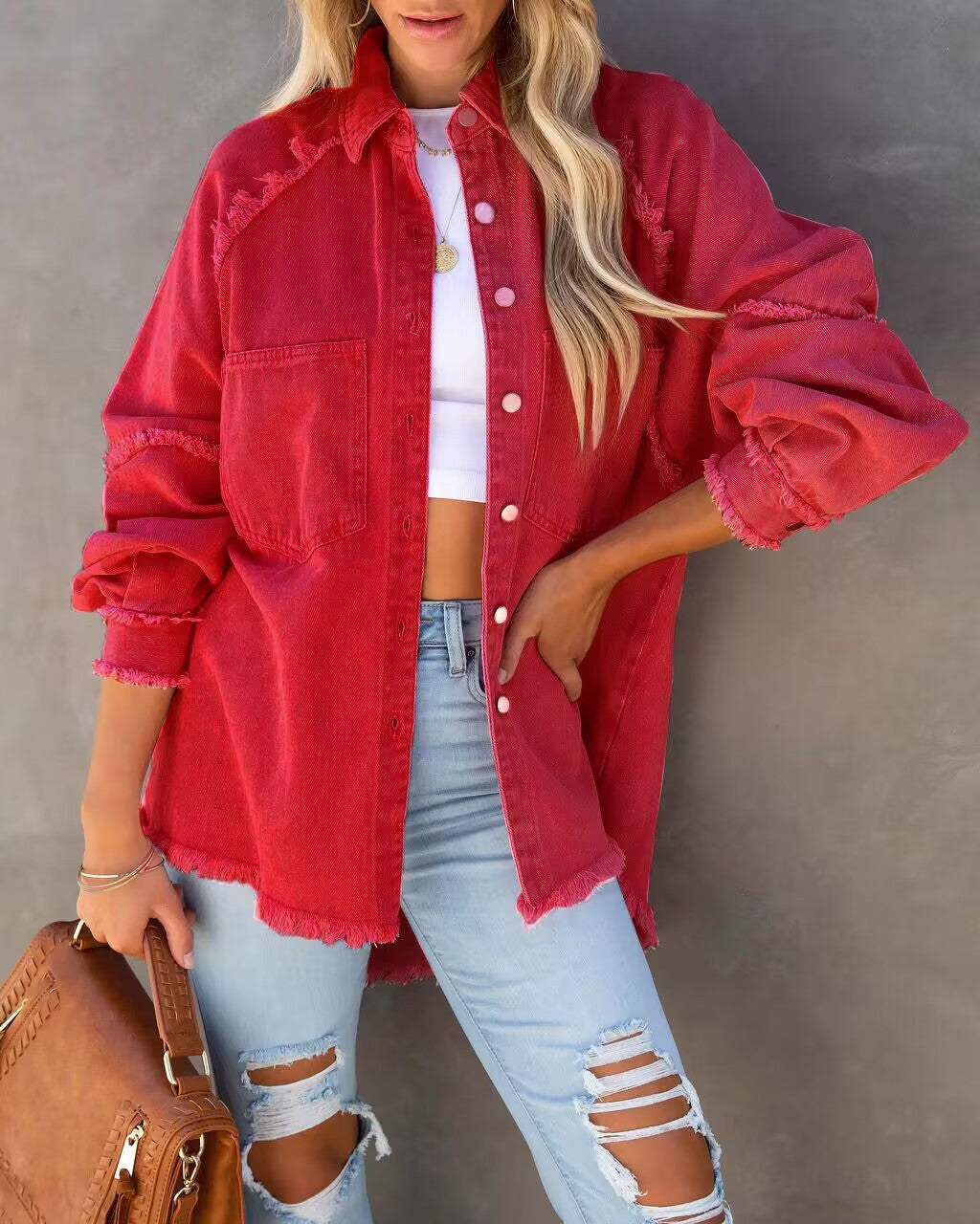Damen übergroße Denim-Hemdenjacke mit fransigen Details Drune