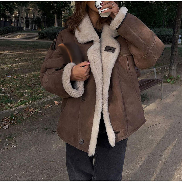 Damen Lässig gefütterte Wildlederjacke mit oversize Schnitt Drune