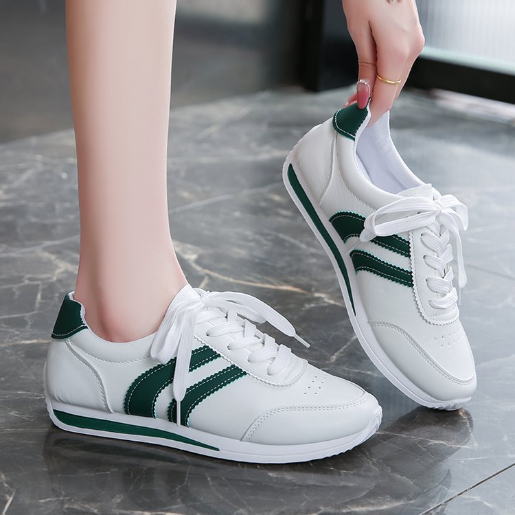 Damen Freizeitsneakers mit atmungsaktiven Einsätzen und rutschfester Sohle Drune