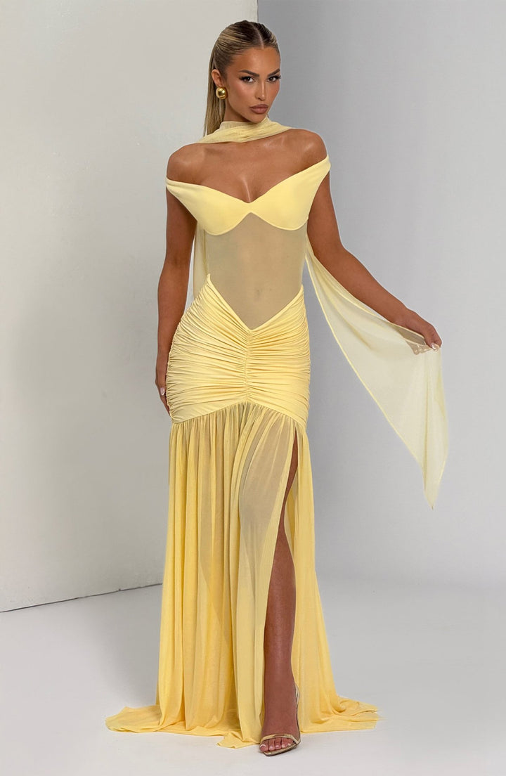 Damen Elegantes Maxikleid mit schulterfreiem Design und raffinierten Faltenwurf Drune