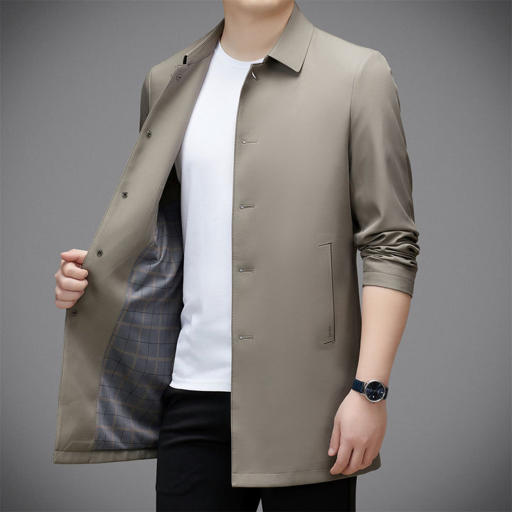 Herren modische leichtgewichtige Langjacke mit praktischem Knopfdesign Drune