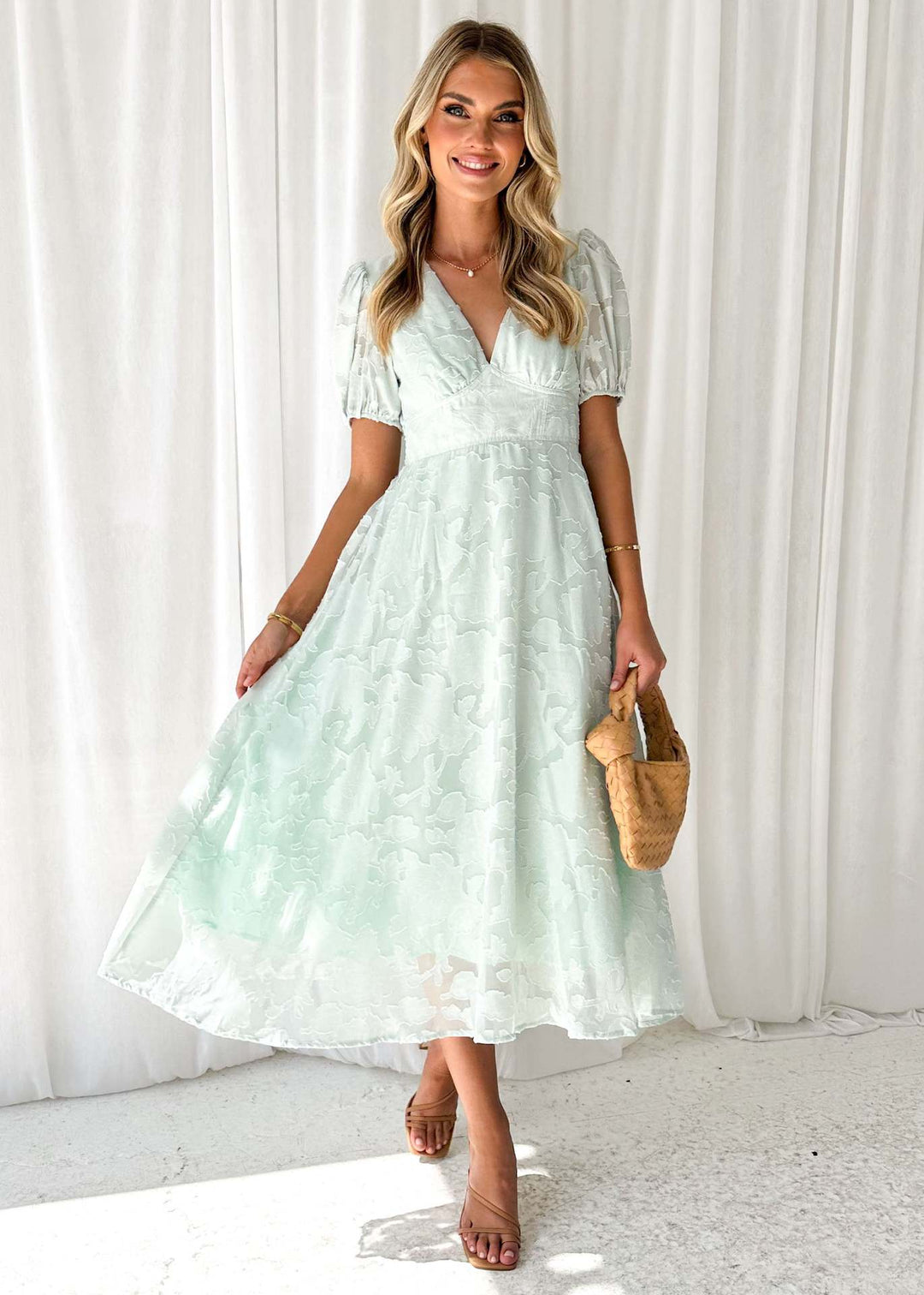 Damen Maxikleid mit floralen Akzenten und voluminösen Puffärmeln Drune