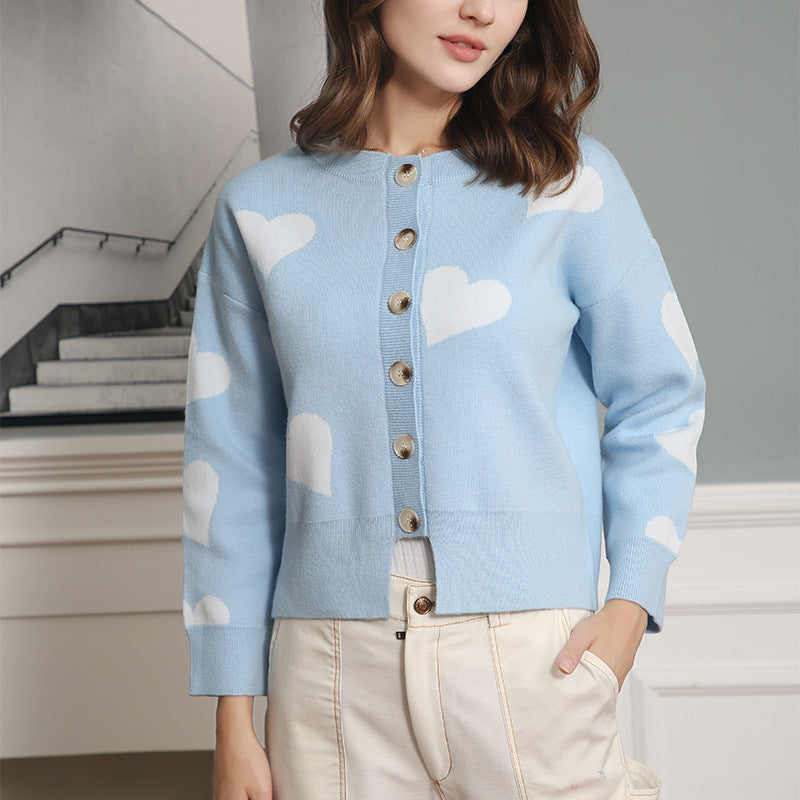 Damen Strickjacke mit Herzmotiv und knöpfbarem Design Drune