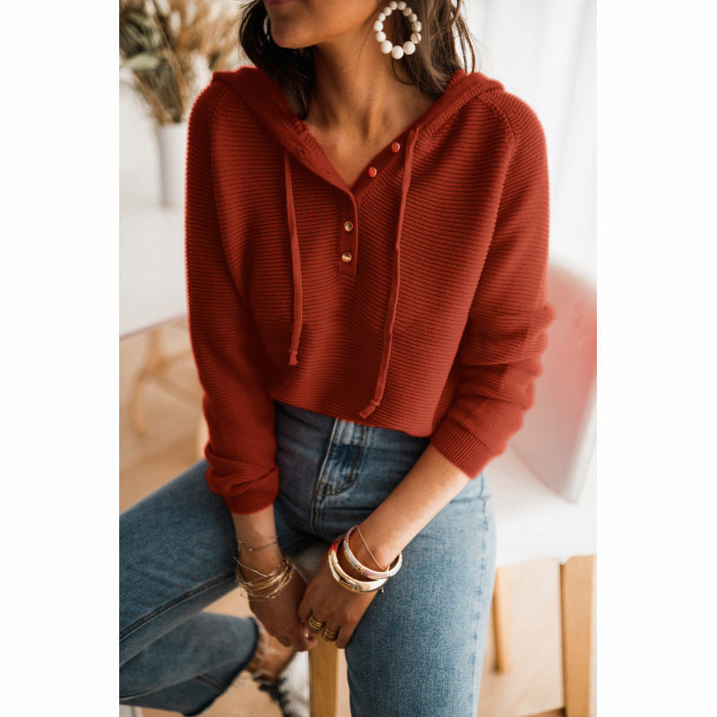 Damen cropped Kapuzenpullover mit strukturiertem Stoff und dekorativen Knöpfen Drune