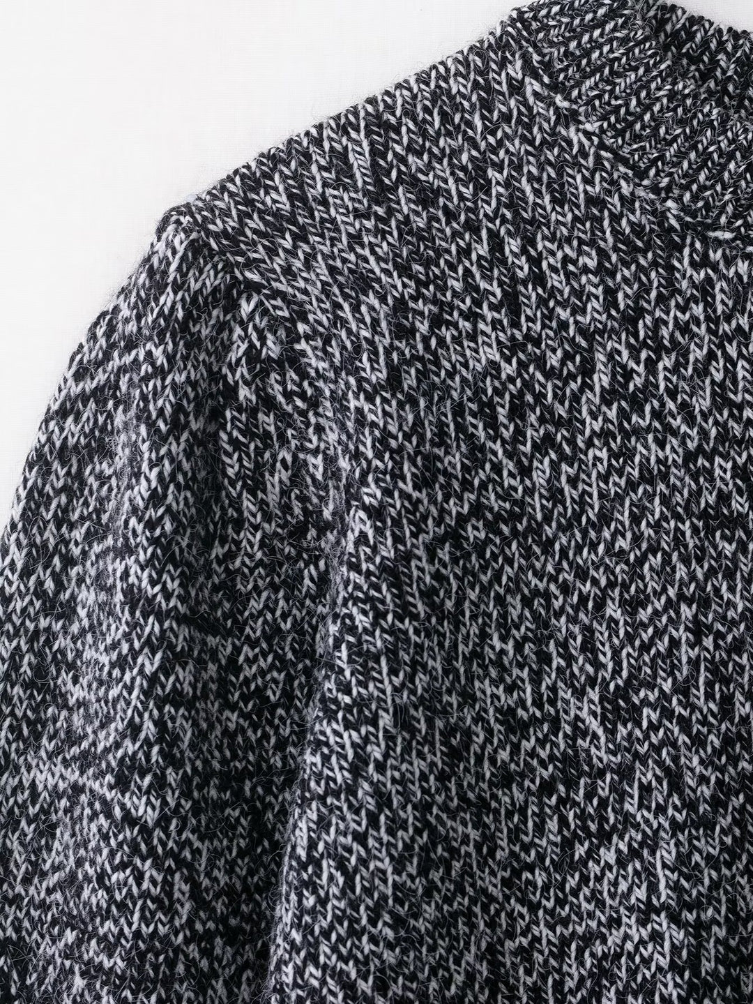 Damen modische Strickjacke mit überschnittenen Schultern und Knopfleiste Drune