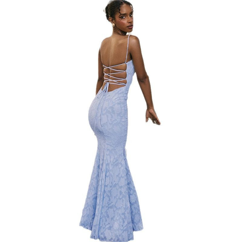 Damen Langflussendes Kleid mit stilvollen Blumenapplikationen Drune