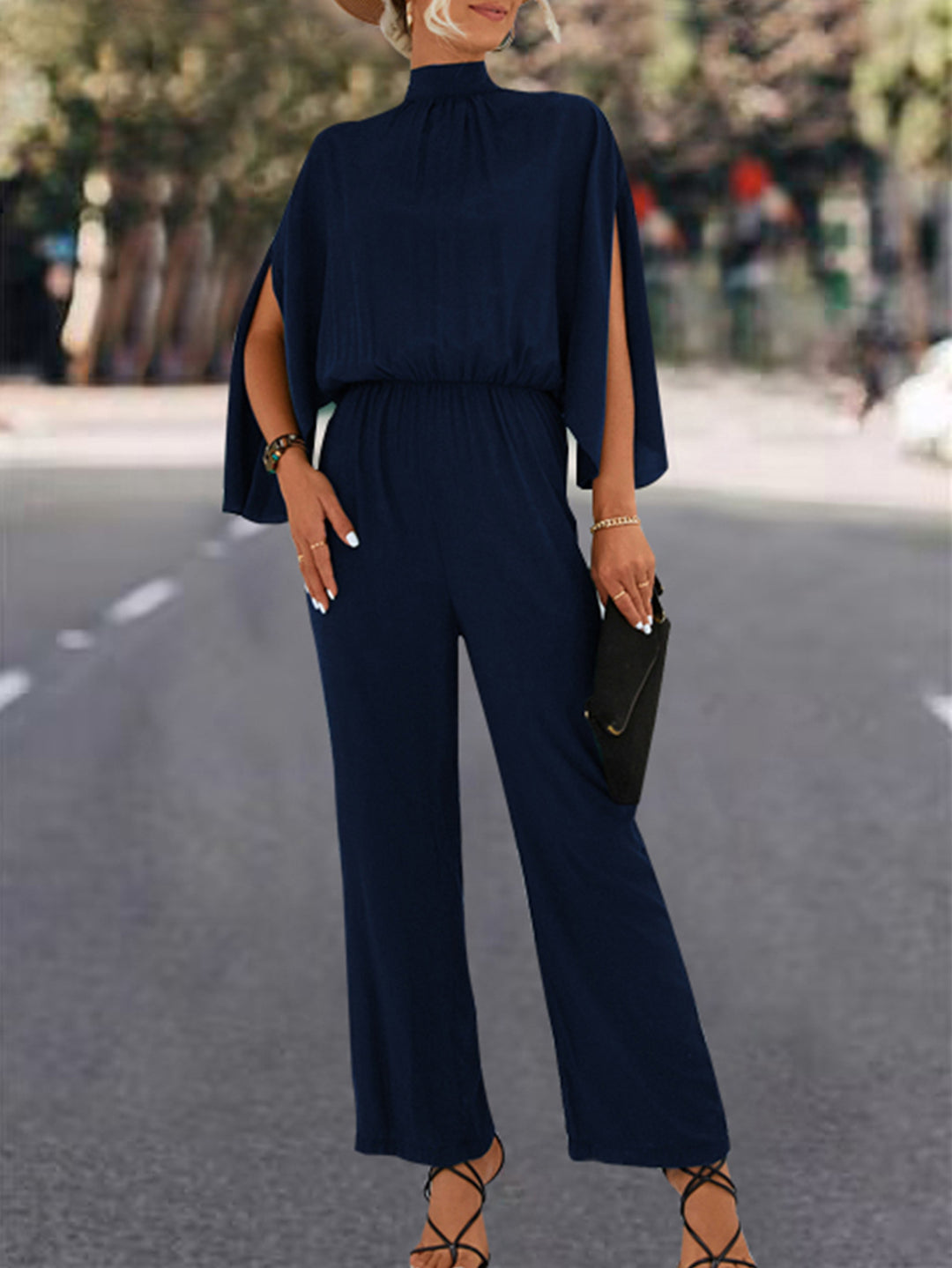 Damen Eleganter Jumpsuit mit fließendem Cape-Design und hochgeschlossenem Ausschnitt Drune