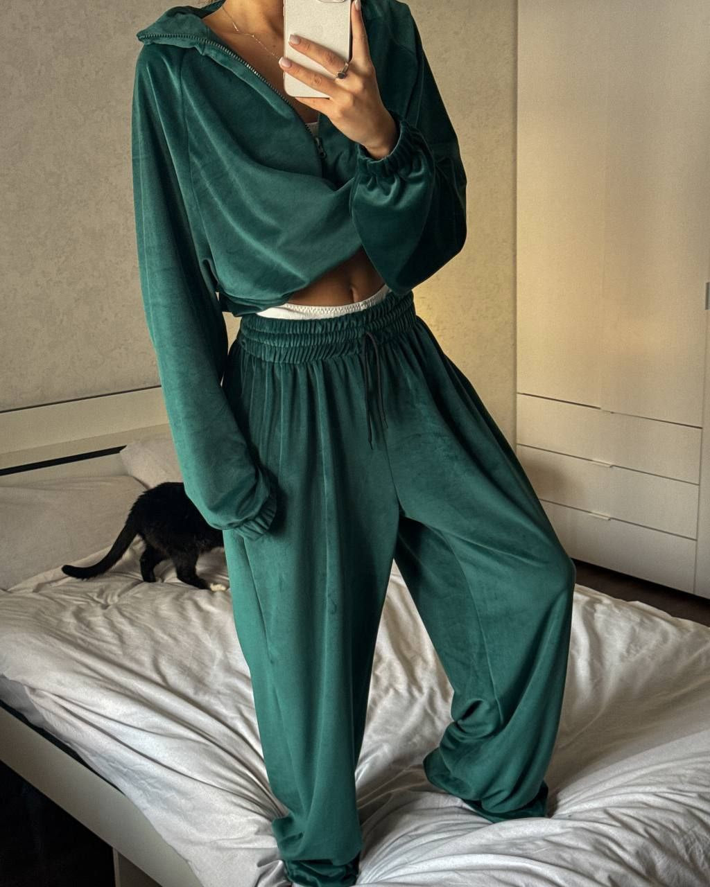 Damen sportlicher Fleece-Jogginganzug mit praktischen Taschen und hohem Kragen Drune