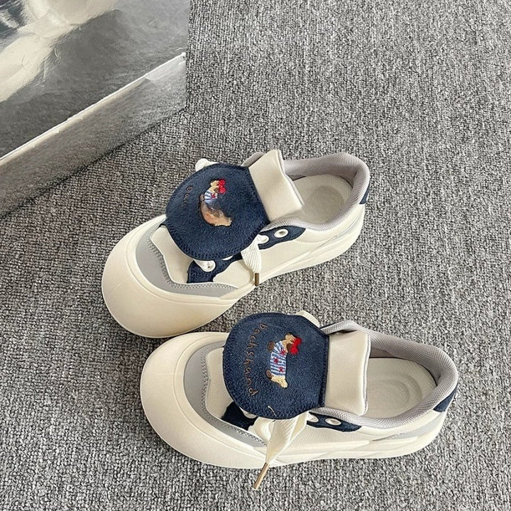 Damen Verspielte Sneakers mit tierischen Applikationen und komfortablem Klettverschluss Drune