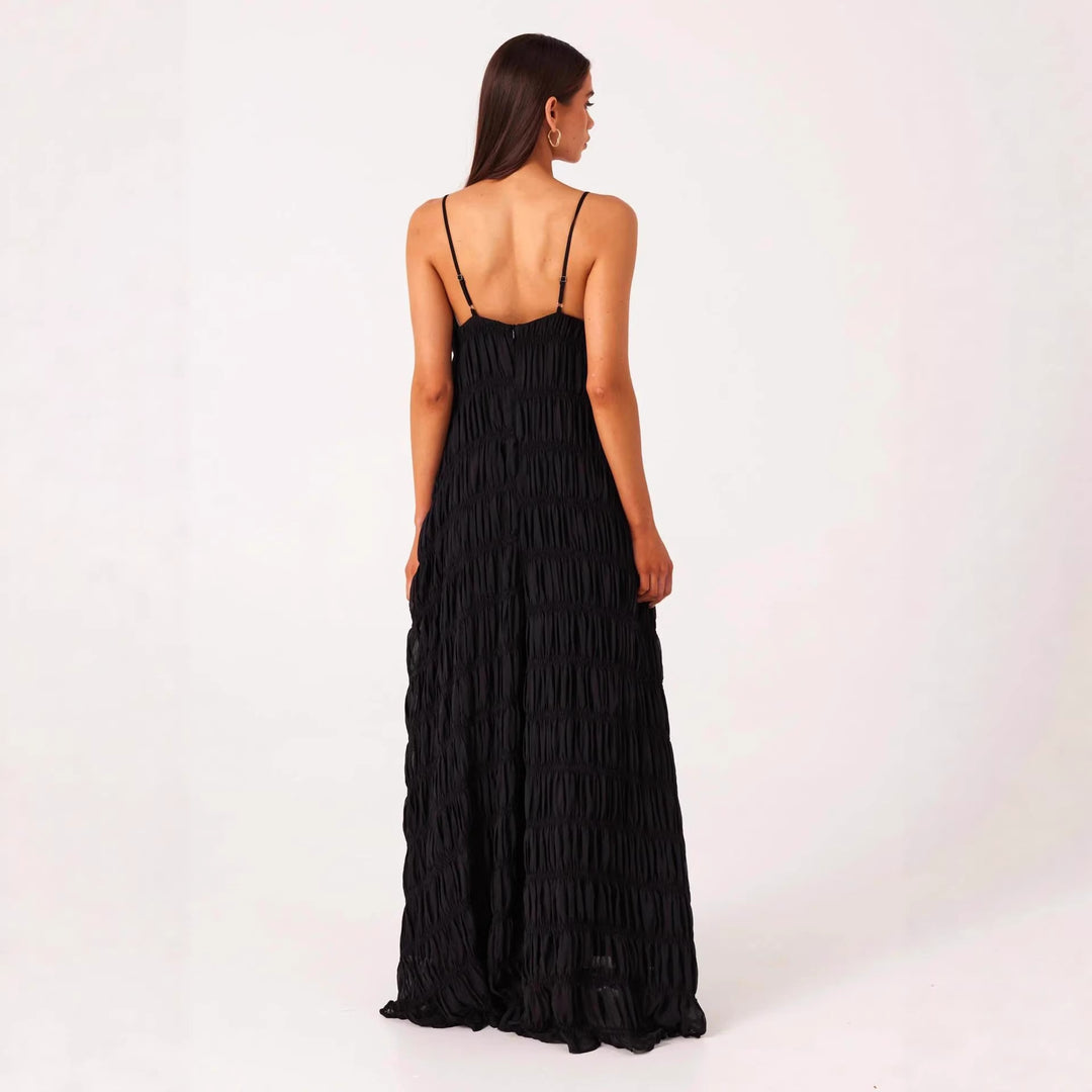 Damen Maxikleid mit romantischem Faltenstruktur und zarten Spaghettiträgern Drune