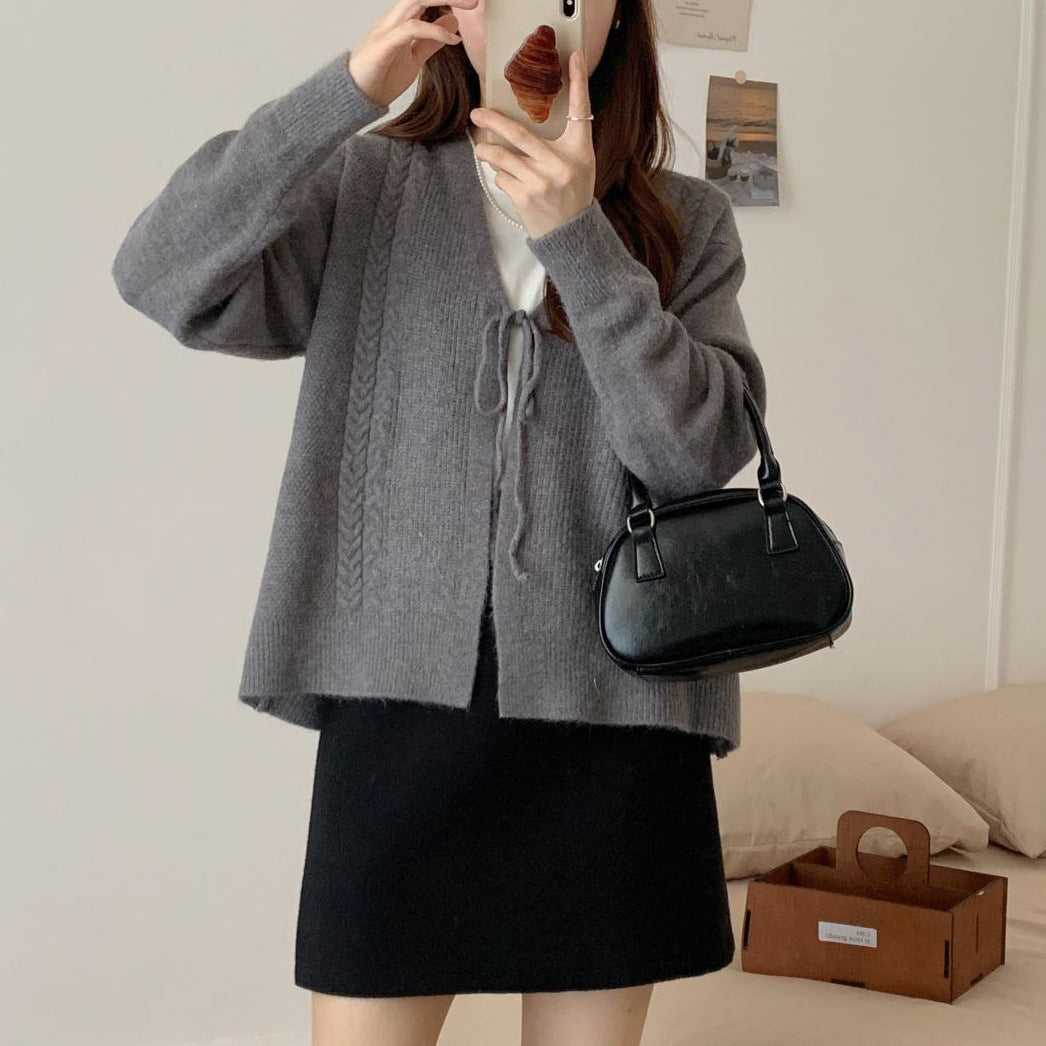 Damen Strickjacke mit Zopfmuster und dekorativem Kordelzug Drune