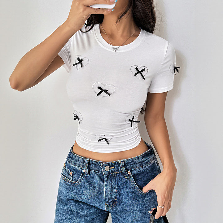 Damen cropped T-Shirt mit verspielten Schleifenmotiven Drune