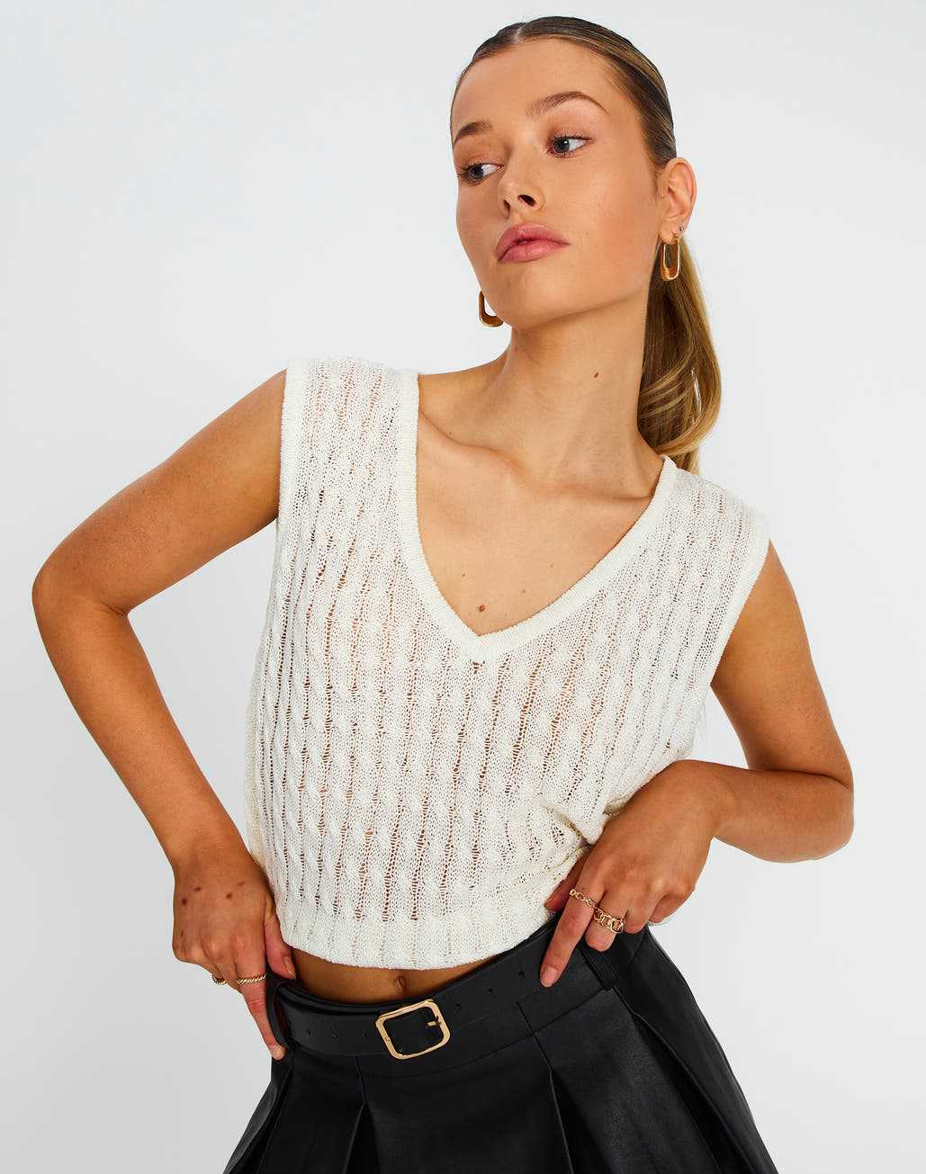 Damen luftiges Strick-Oberteil mit V-Ausschnitt und feinmaschigem Design Drune