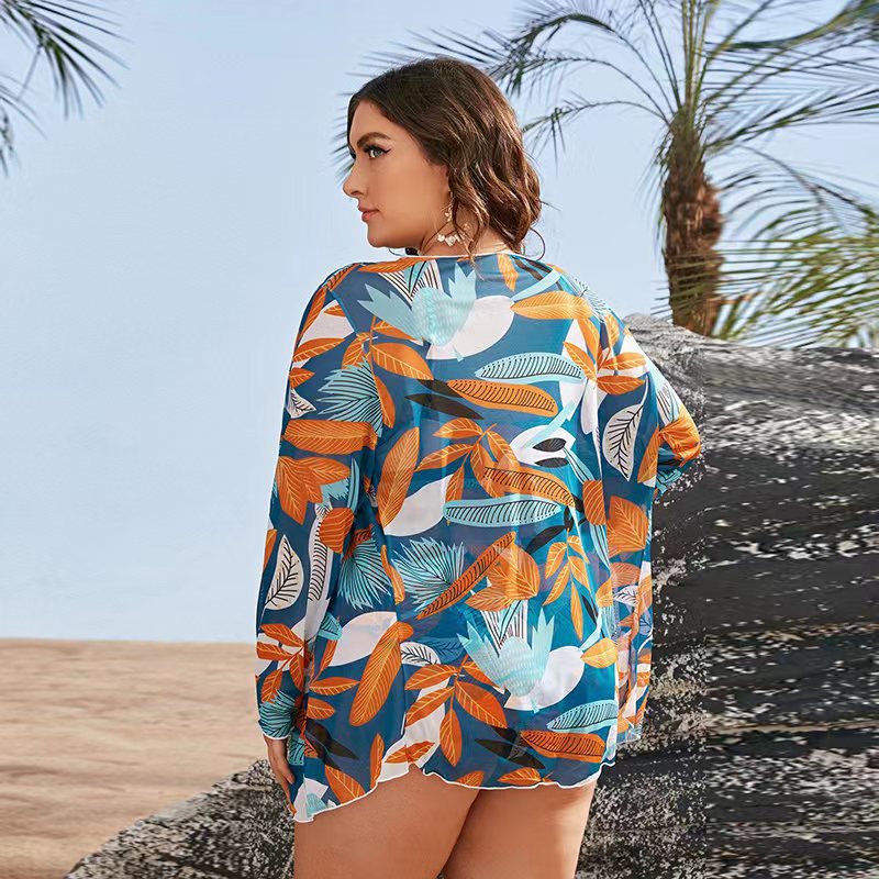 Damen Bikini-Set mit floralem Wickeloberteil und eleganter Strandjacke Drune