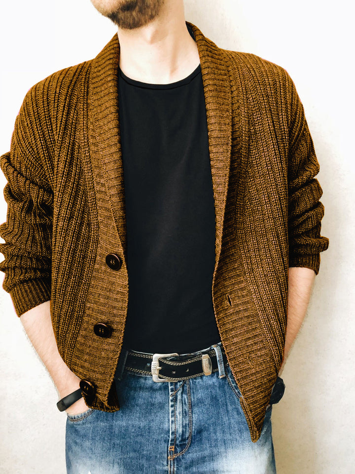 Herren Strickjacke mit tiefem Kragen Drune
