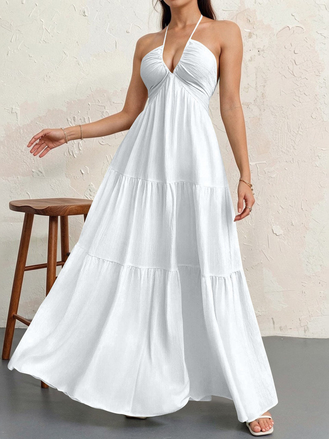 Damen Maxikleid mit tiefem V-Ausschnitt und luftiger Silhouette Drune