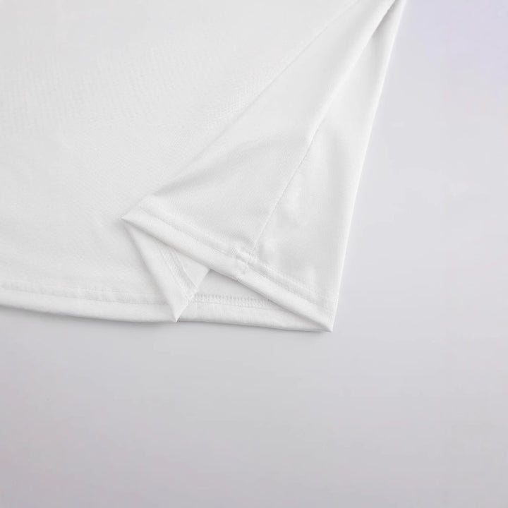 Damen Crop-T-Shirt mit verspieltem Erdbeer-Motiv und elegantem Halsabschluss Drune