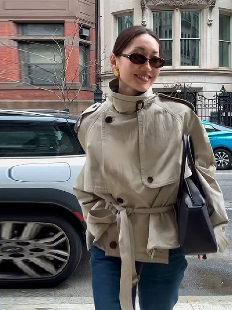 Damen Modische Kurzjacke mit hohem Kragen und Taillengürtel Drune