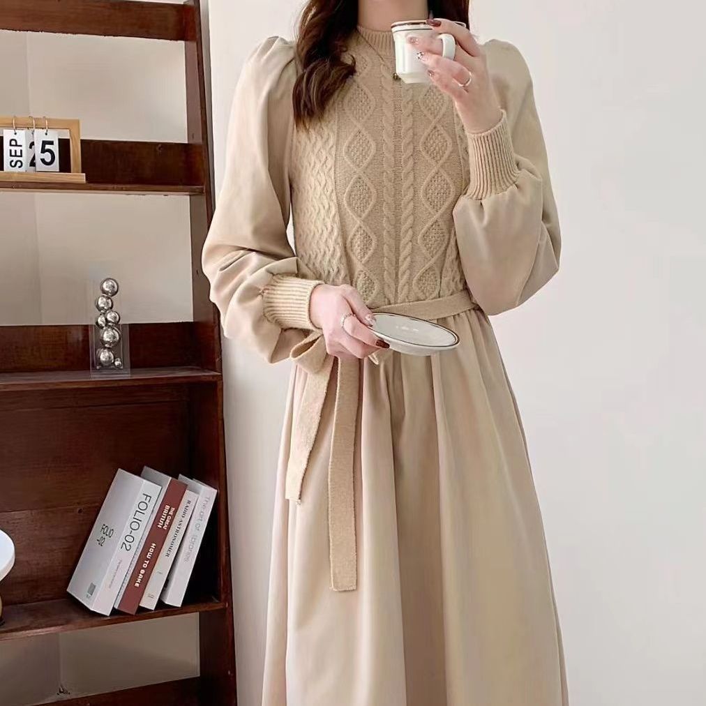 Damen Strickkleid mit voluminösen Ärmeln und strukturierter Oberseite Drune