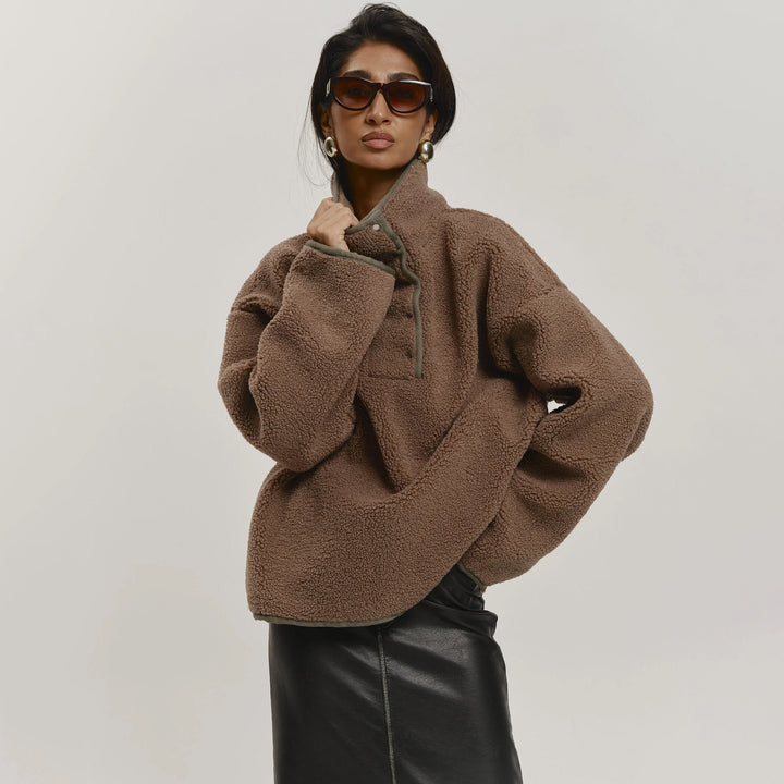 Damen Kuschelige Oversized Fleecejacke mit Stehkragen und Druckknöpfen Drune