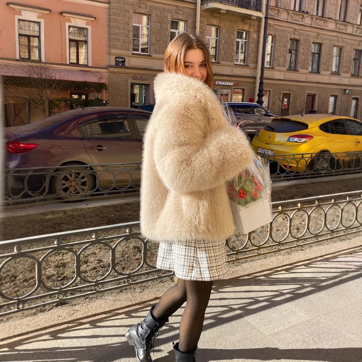 Damen Flauschige Kurzjacke mit oversized Kragen Drune