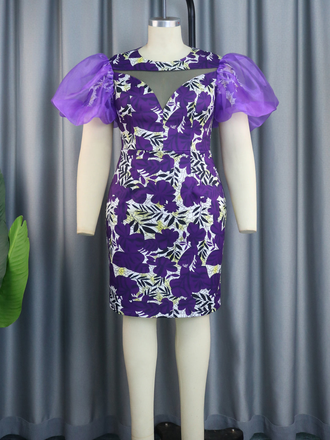 Damen Kleid mit floralem Muster und voluminösen Chiffonärmeln Drune
