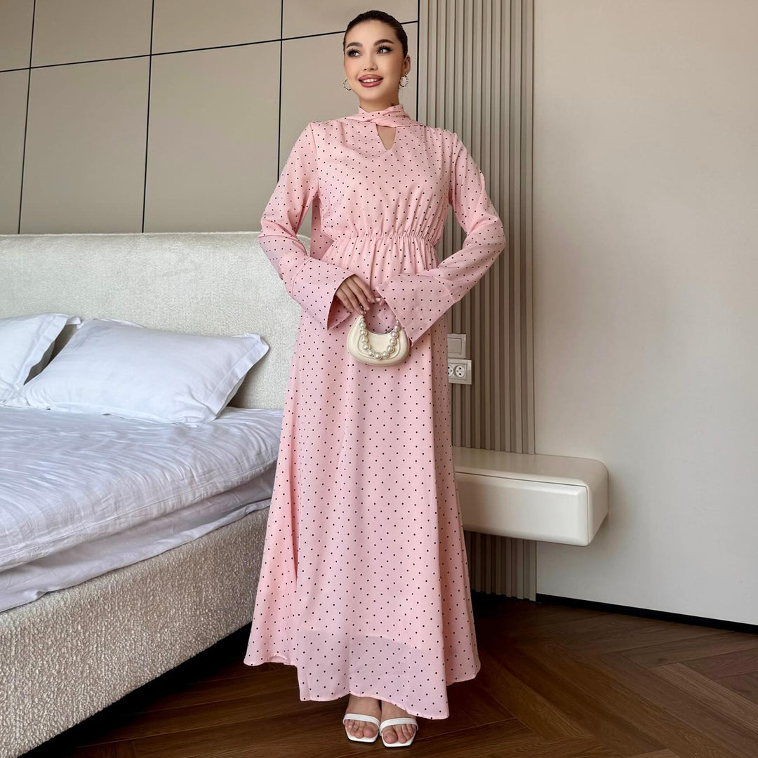 Damen Maxikleid mit eleganten Punkten und schickem Schlitz Drune