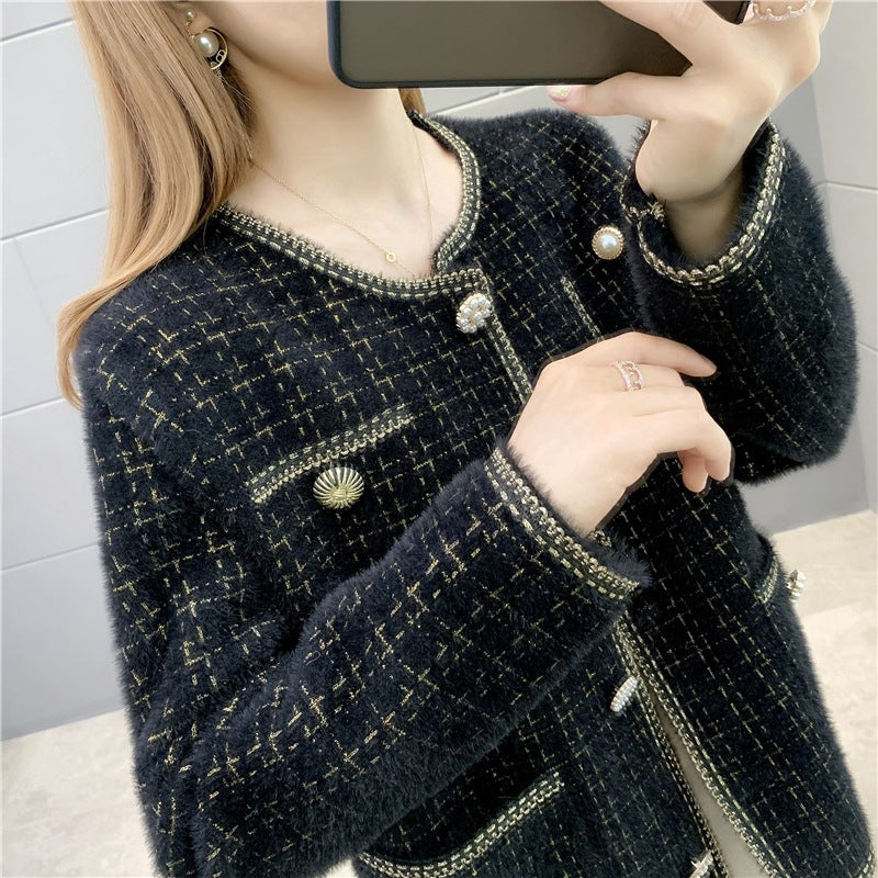 Damen elegante Strickjacke mit Perlenschmuck Drune