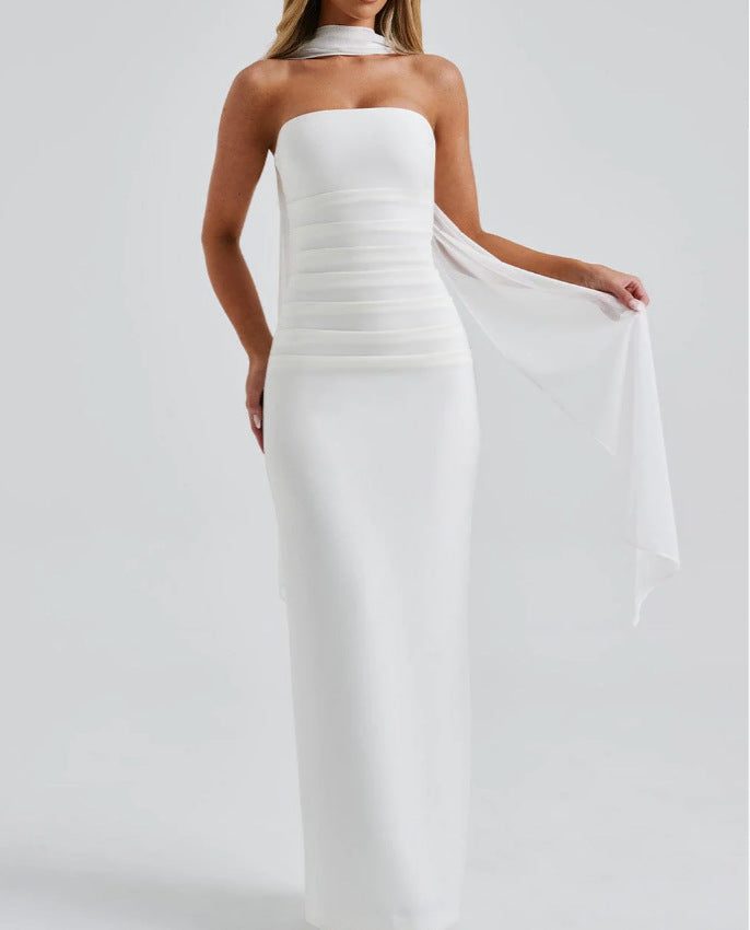 Damen Langabendkleid mit elegantem schulterfreiem Design und sanften Rüschen Drune