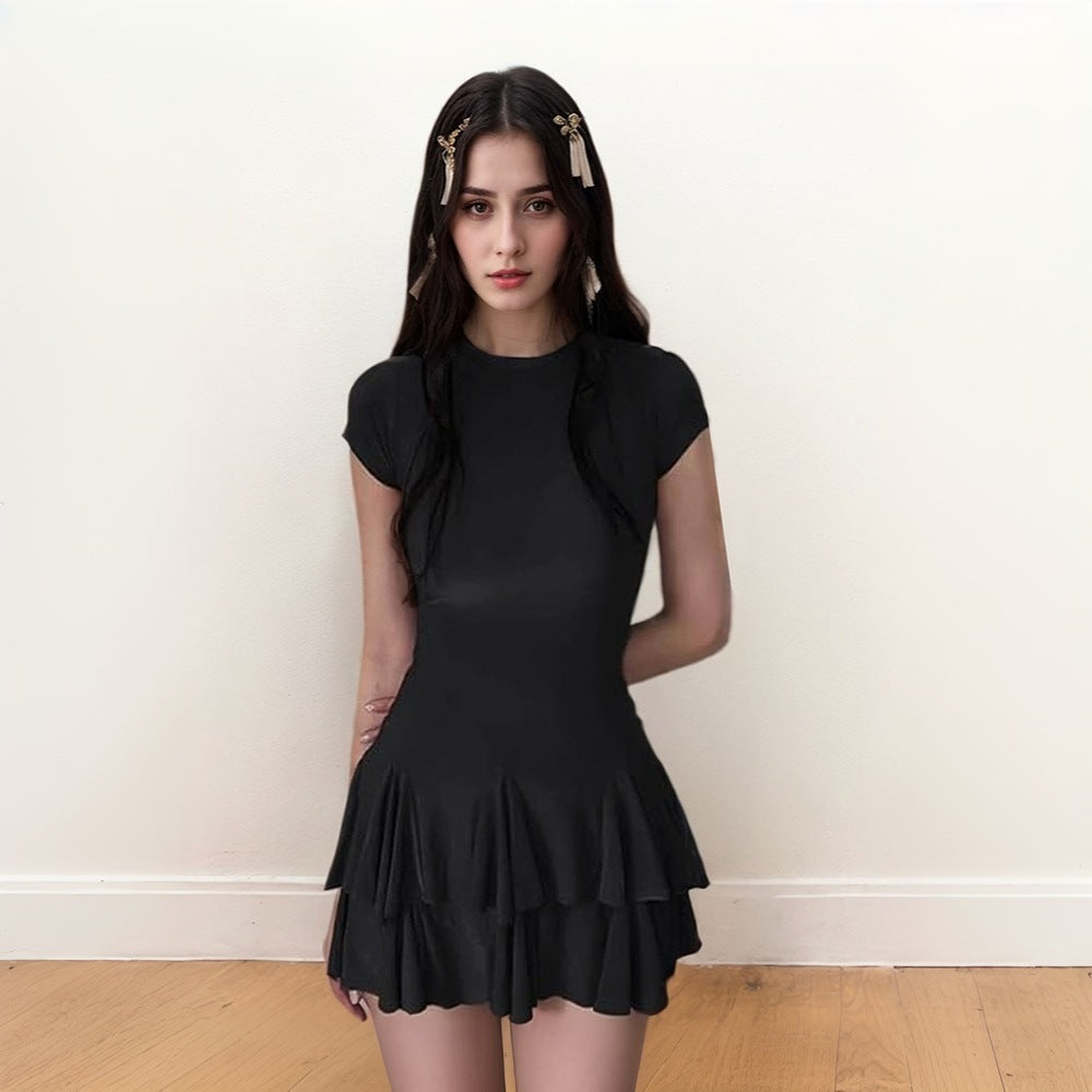 Damen Minikleid mit Rüschensaum und figurbetontem Schnitt Drune