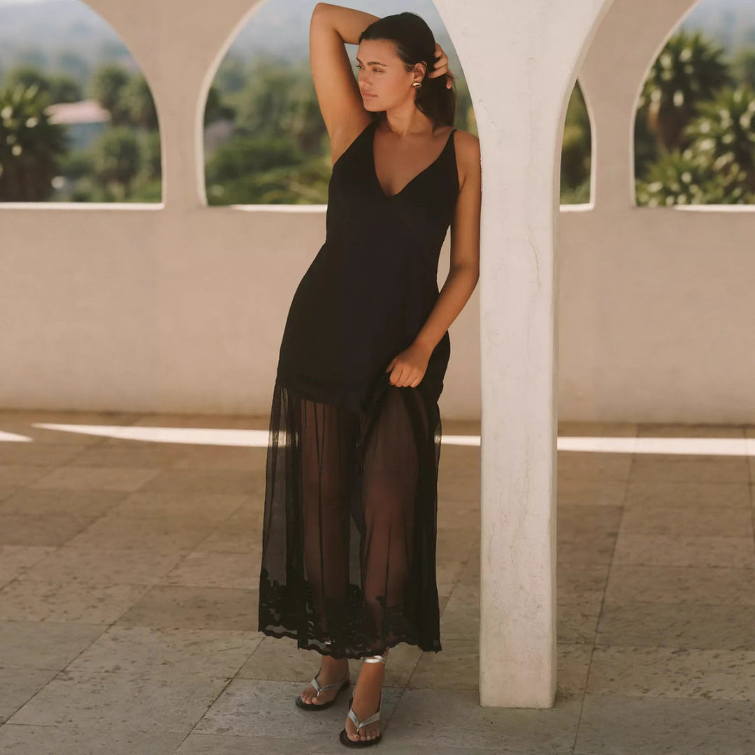 Damen nan Lagenmaxikleid mit kurzem Innenkleid und transparentem Tüll-Überrock, V-Ausschnitt und feinen Spaghettiträgern Drune