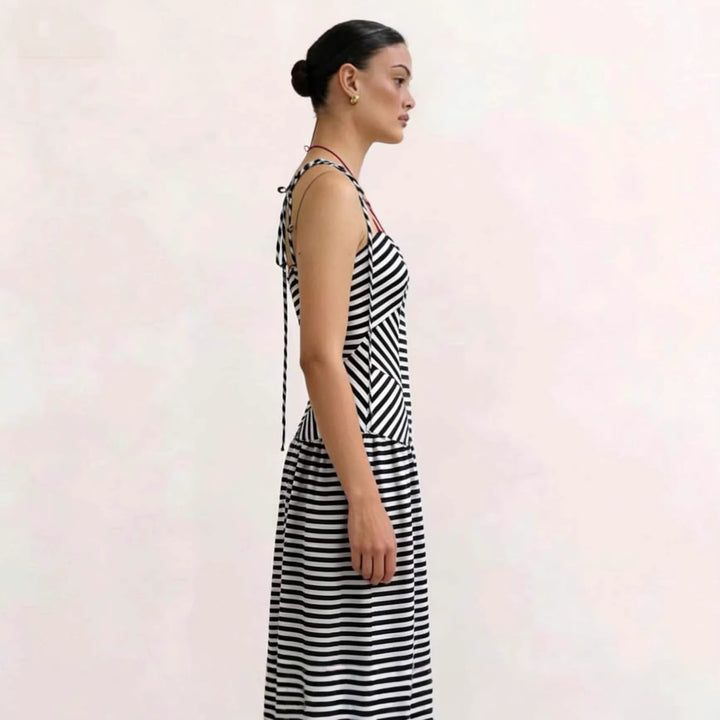 Damen Maxikleid mit tiefem V-Ausschnitt und modernem Streifenmuster Drune
