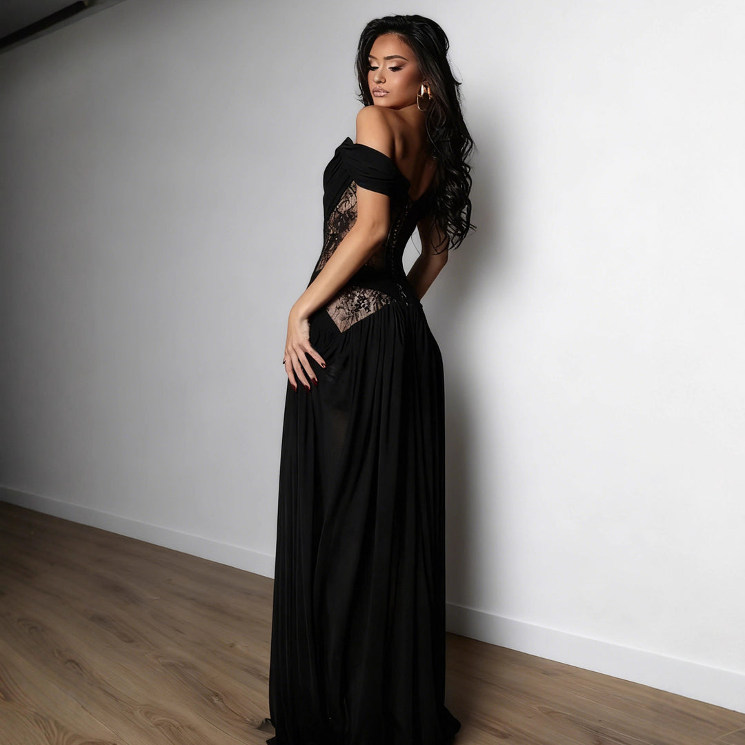 Damen Abendkleid mit transparenten Spitzeinsätzen und verführerischem Schnitt Drune