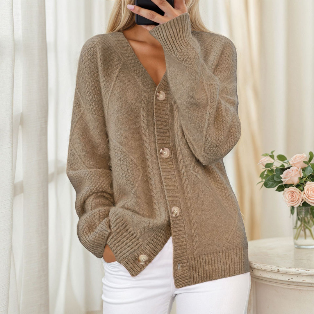 Damen Strickjacke mit geflochtenem Muster und eleganter Knopfdetail Drune