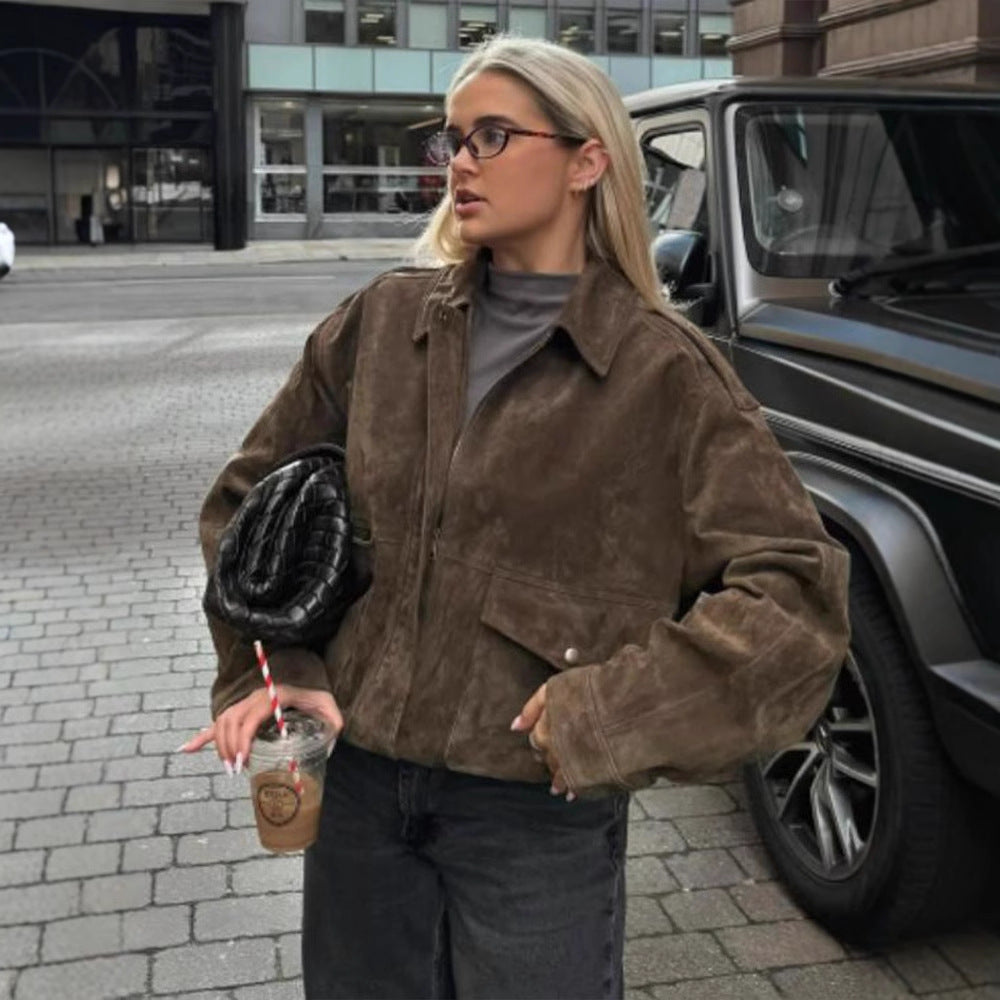 Damen Cropped Wildlederjacke mit lässigem Schnitt und praktischen Taschen Drune